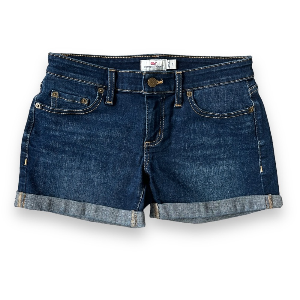 Vineyard Vines dark wash cuffed denim shorts size 0